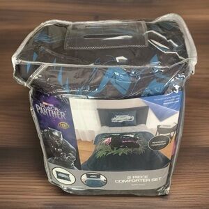 Marvel Black Panther Legacy Collection 2 Piece Reversible Comforter Twin / Full